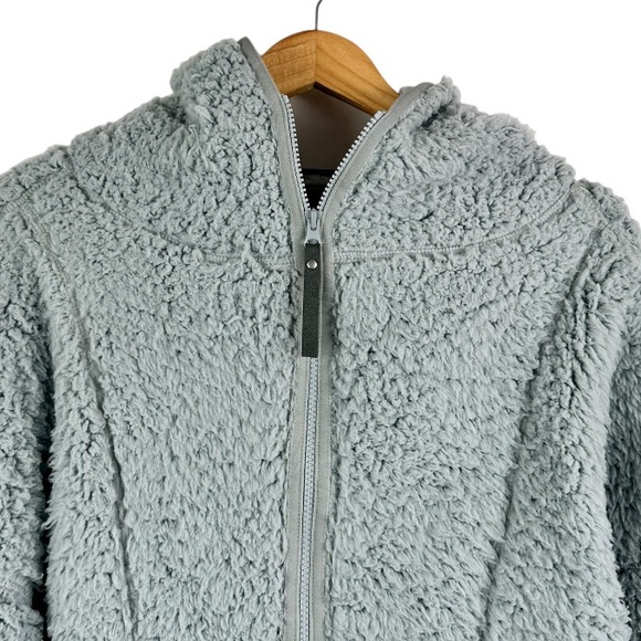 Prana Polar Escape Permafrost Sherpa Half Zip Bluish Gray Size Medium - Picture 3 of 9